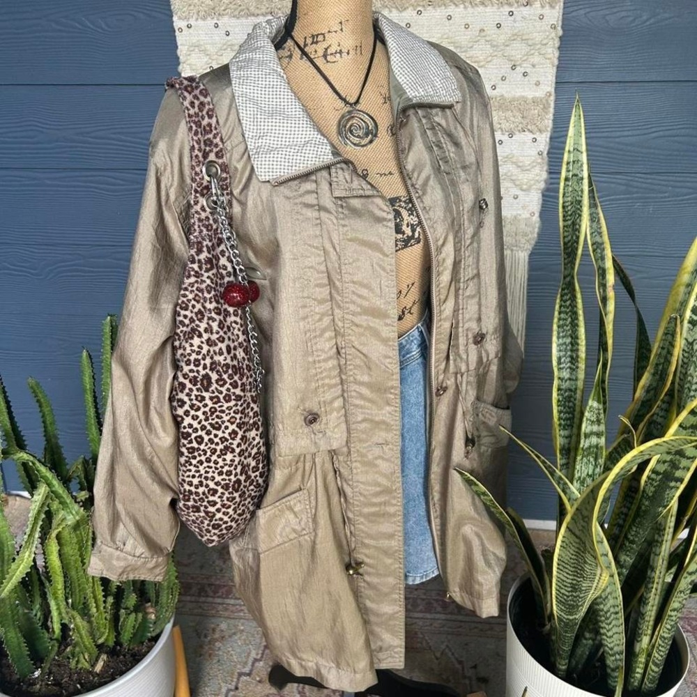 Vintage 90s Current Seen Olive Green Brown wind breaker jacket